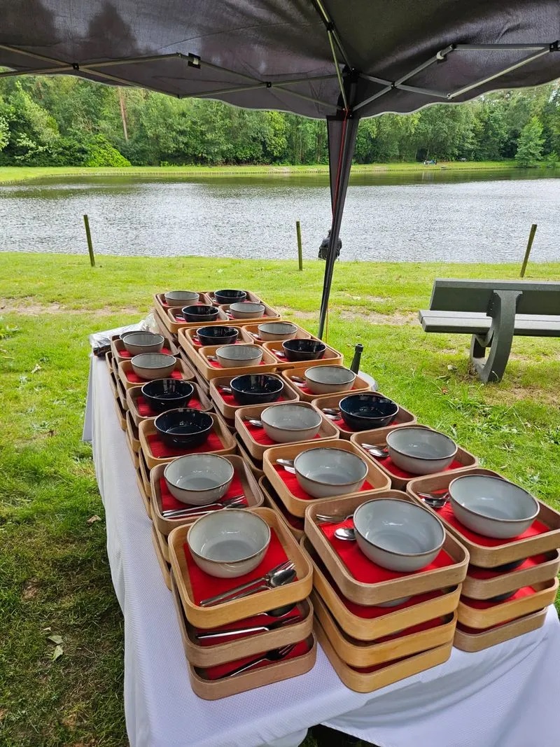  Asian-Food -
  Familieonderneming