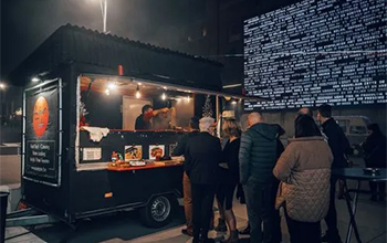  Asian-Food -
  Familieonderneming